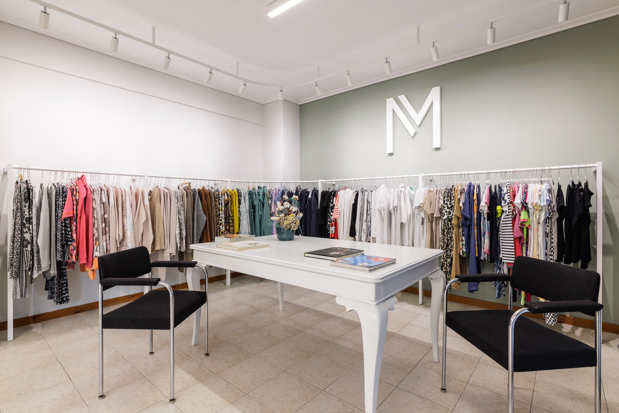  marsala-showroom-angle-LmpHa